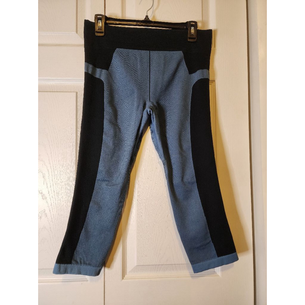 Under Armour athletic capris